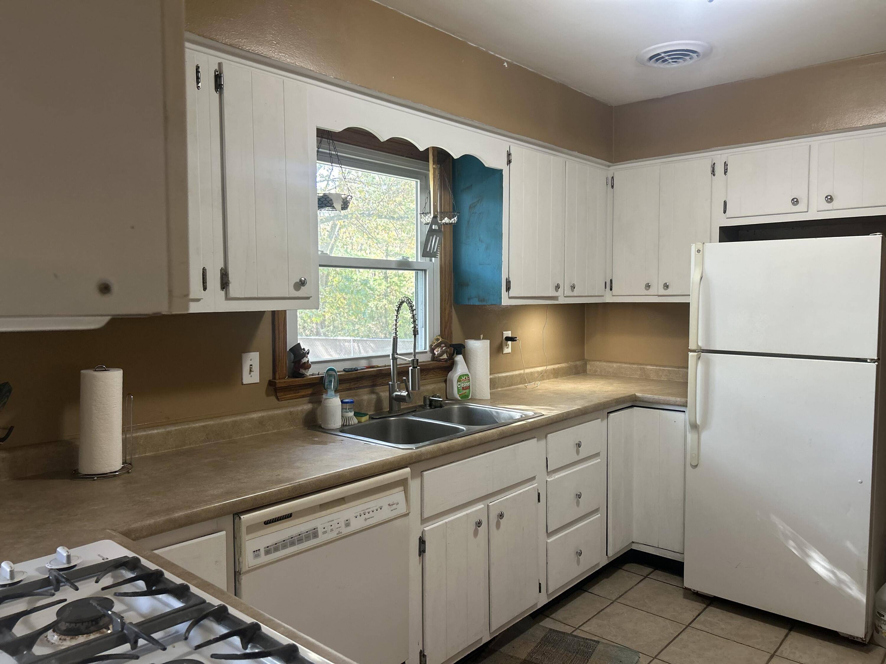 Battle Creek, MI 49017,146 Indian RD