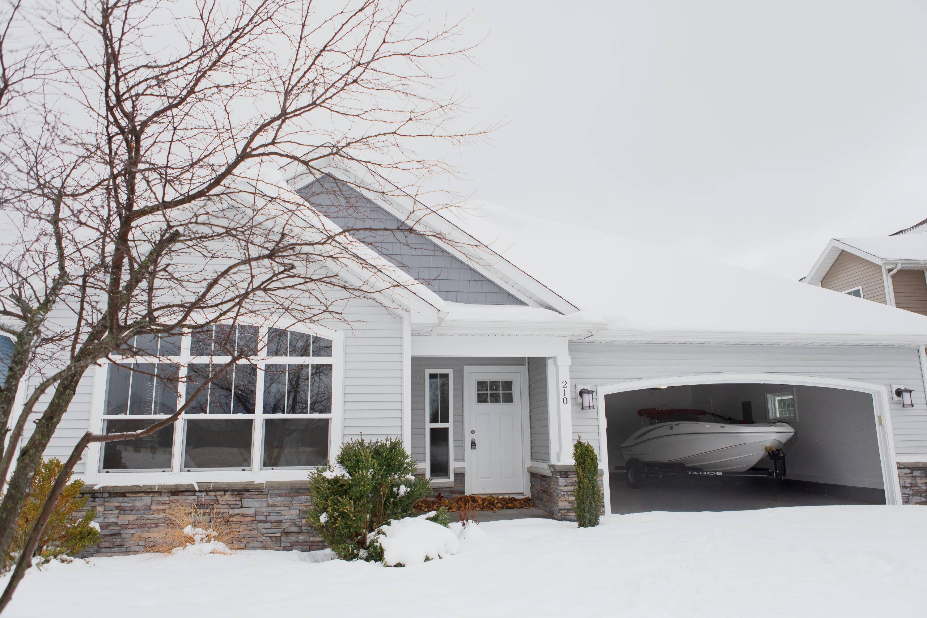 Benton Harbor, MI 49022,210 Market PL