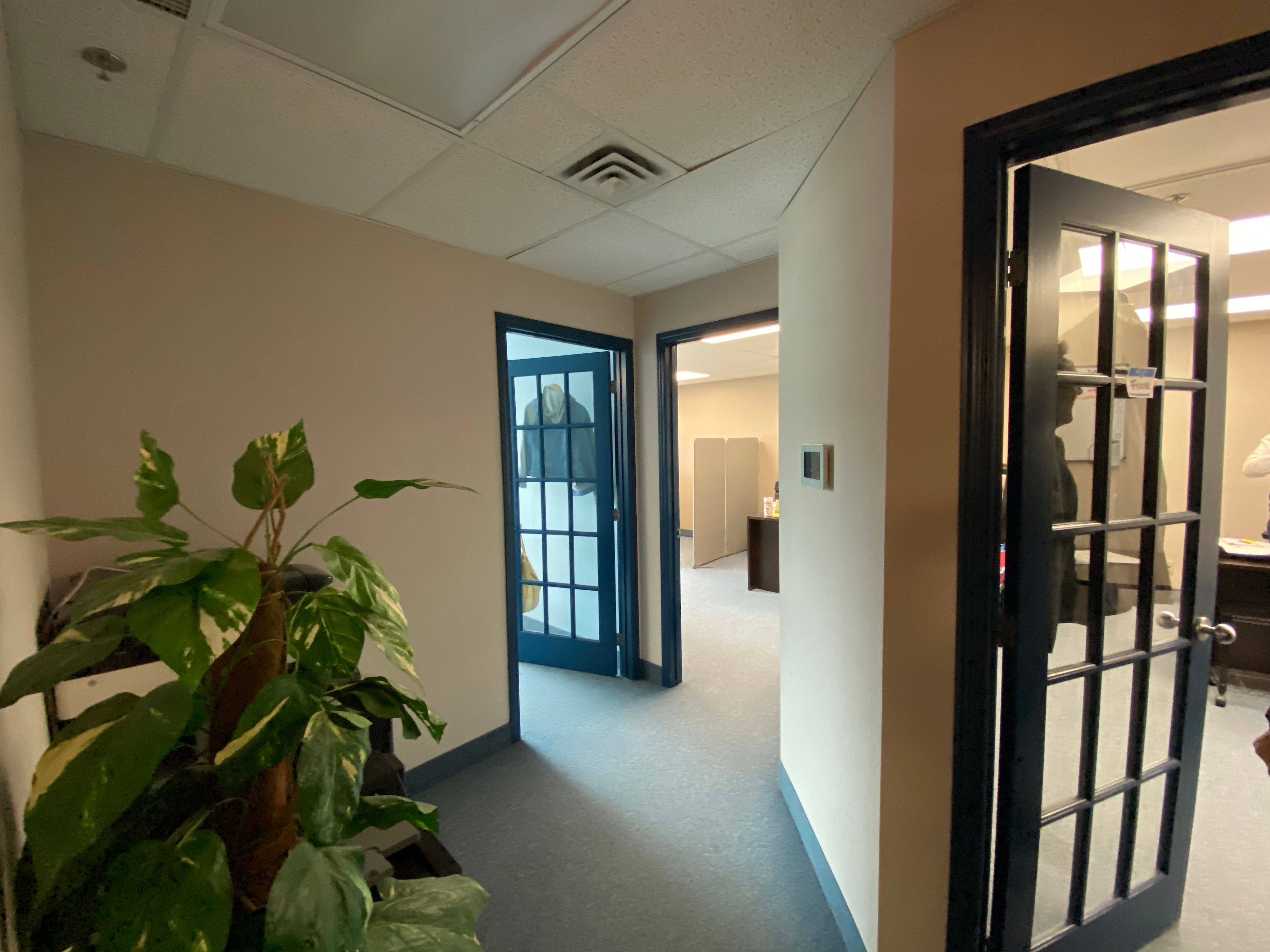 Newmarket, ON L3Y 3E3,17705 Leslie ST #3