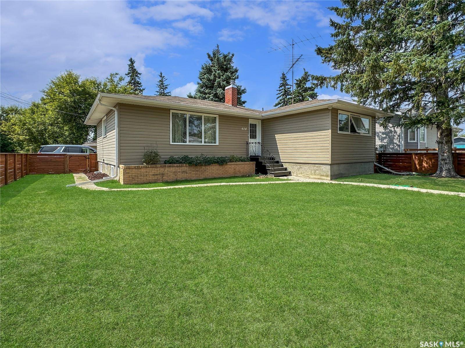 Balcarres, SK S0G 0C0,614 Godkin AVENUE