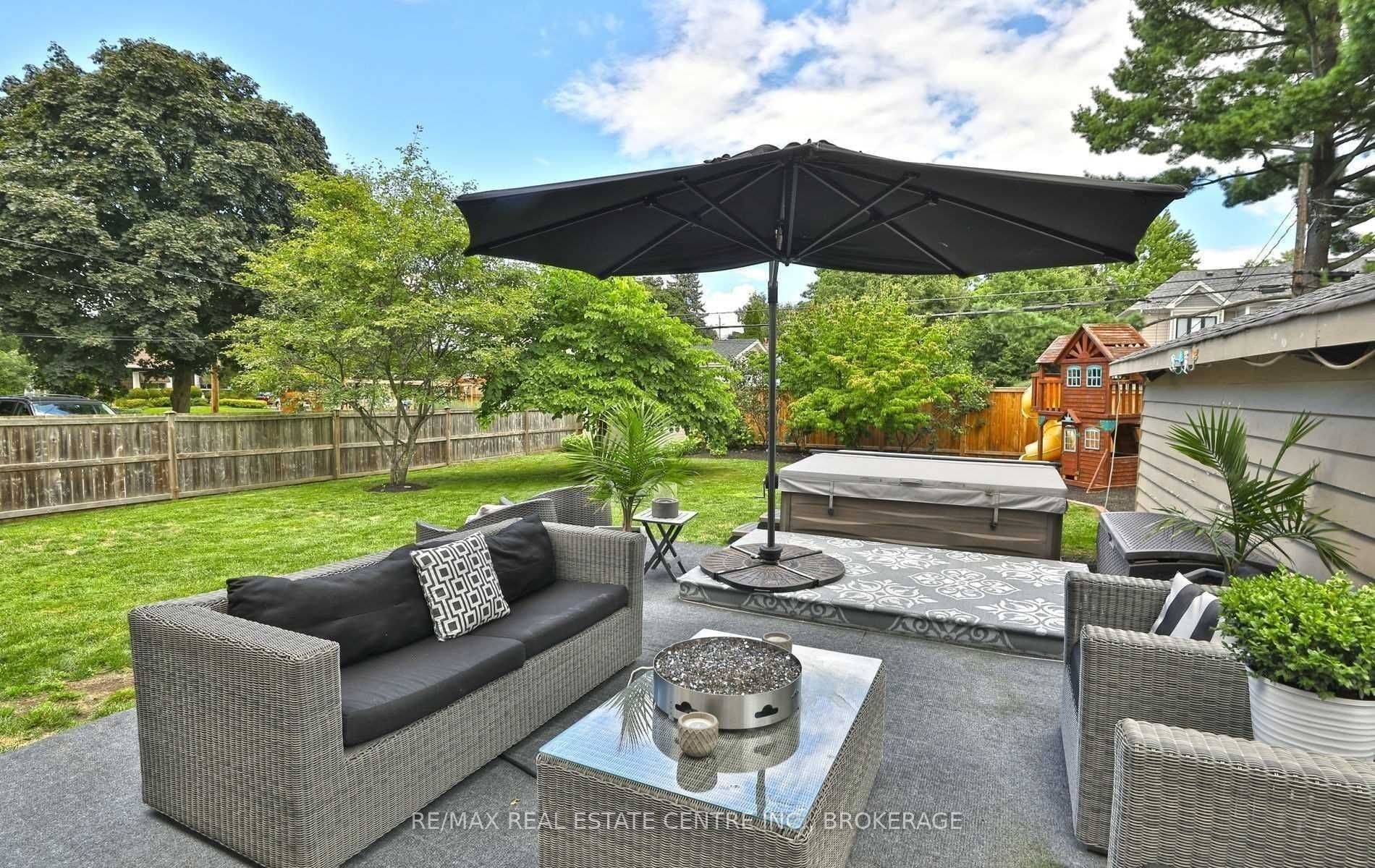 Burlington, ON L7L 1J3,4350 Elm CRES