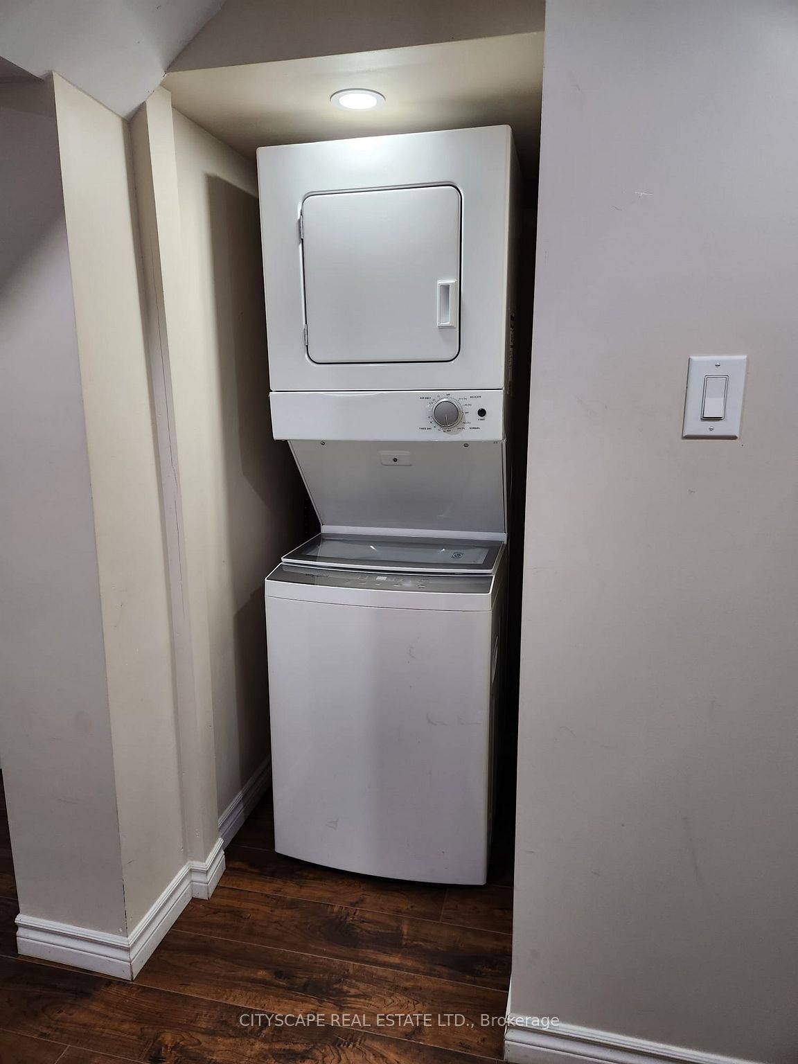 Brampton, ON L6Y 5X9,151 Allegro DR #Bsmt