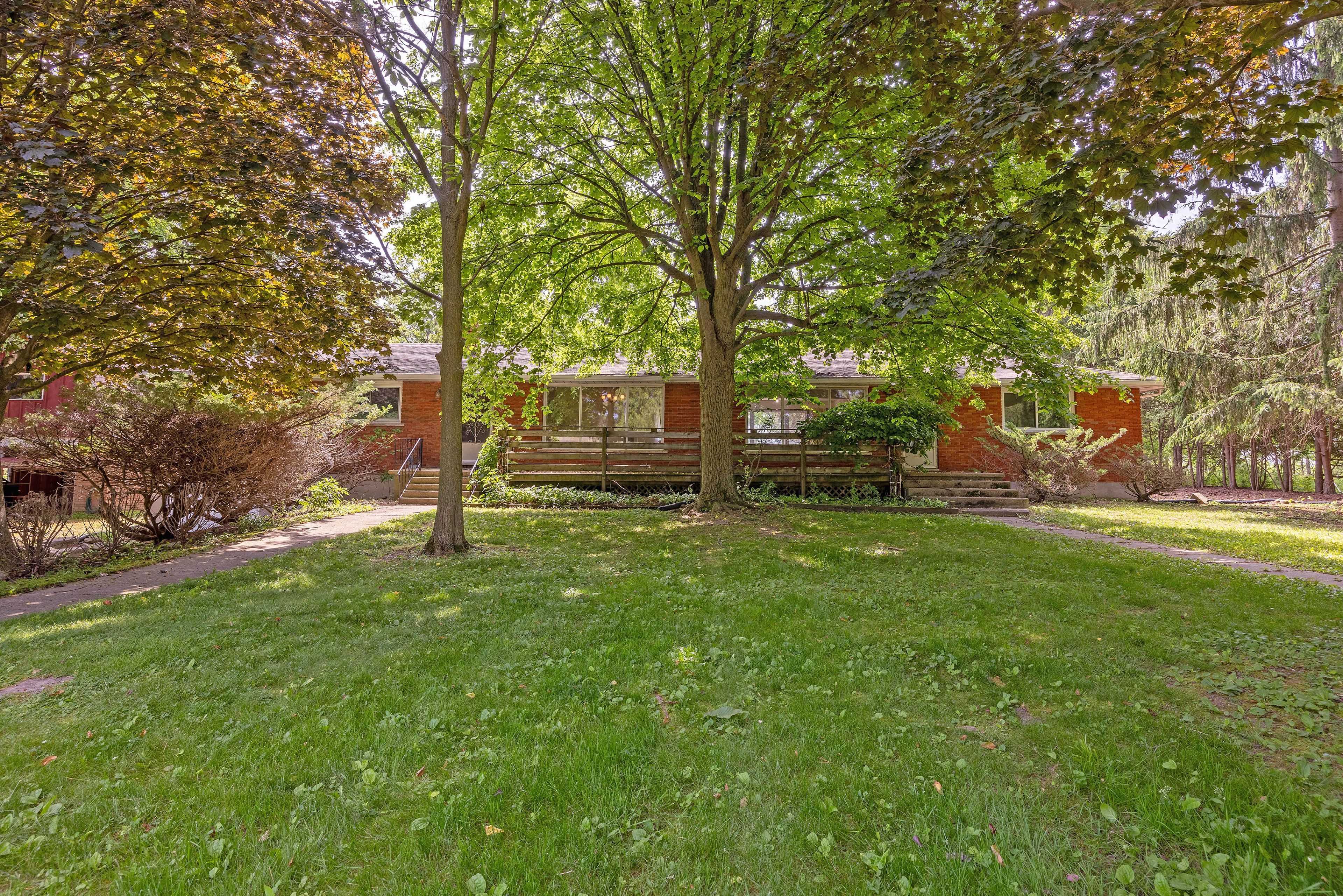 St. Thomas, ON N5P 3S9,39339 Bush Line