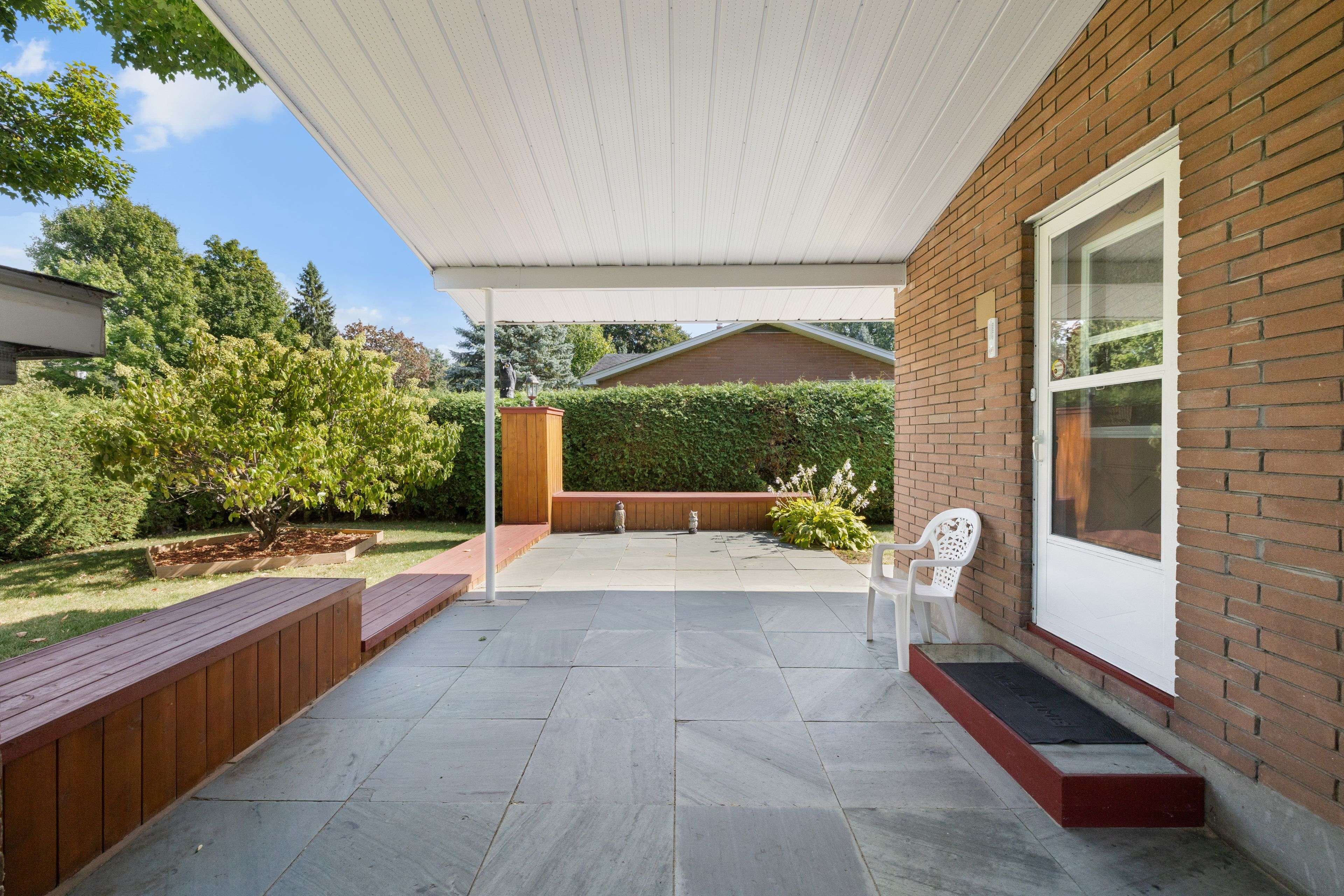 Bells Corners And South To Fallowfield, ON K2H 6M6,30 Ellery CRES