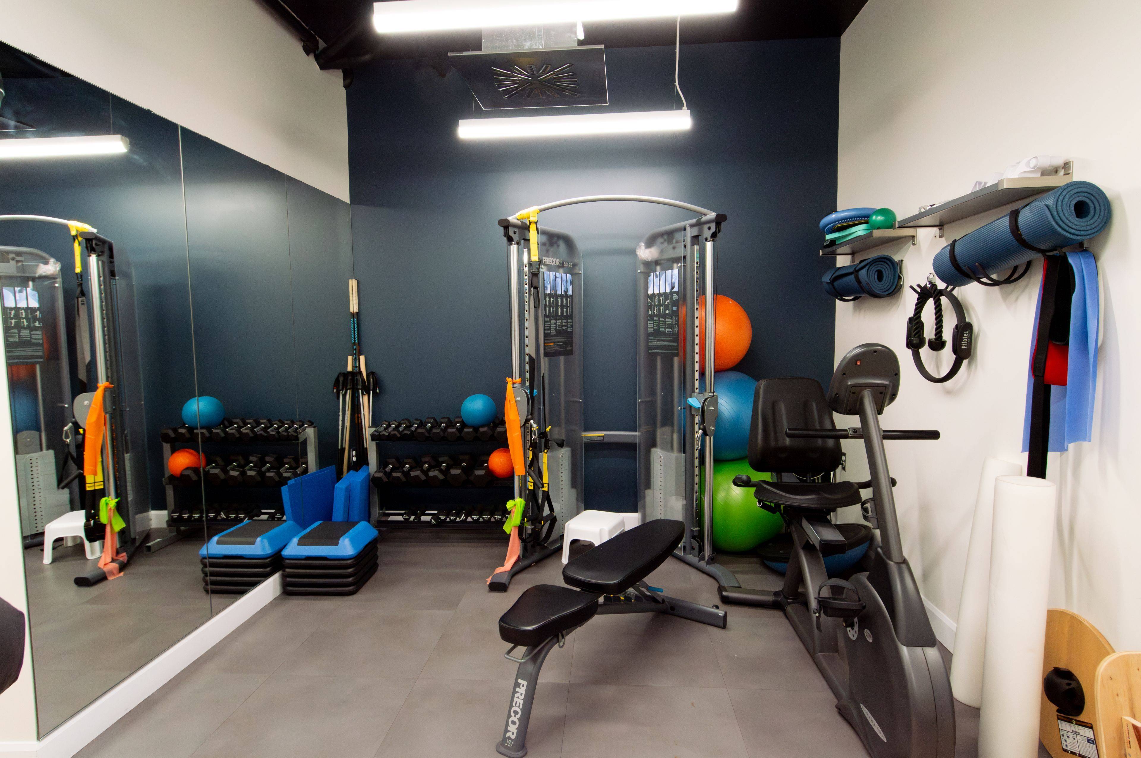 Cityview - Parkwoods Hills - Rideau Shore, ON K2E 0A5,77 Colonnade RD #B