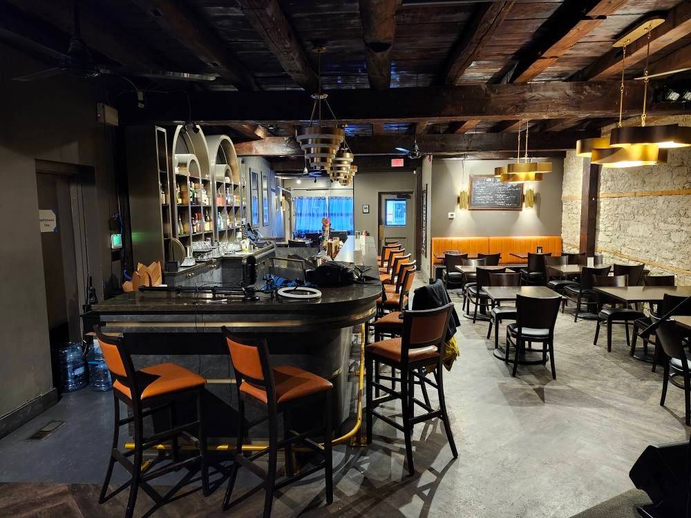 Guelph, ON N1H 4E9,91 Wyndham ST N