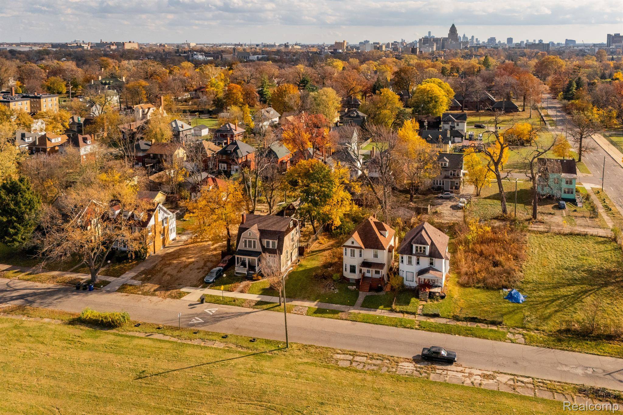 Detroit, MI 48202,729 COLLINGWOOD ST