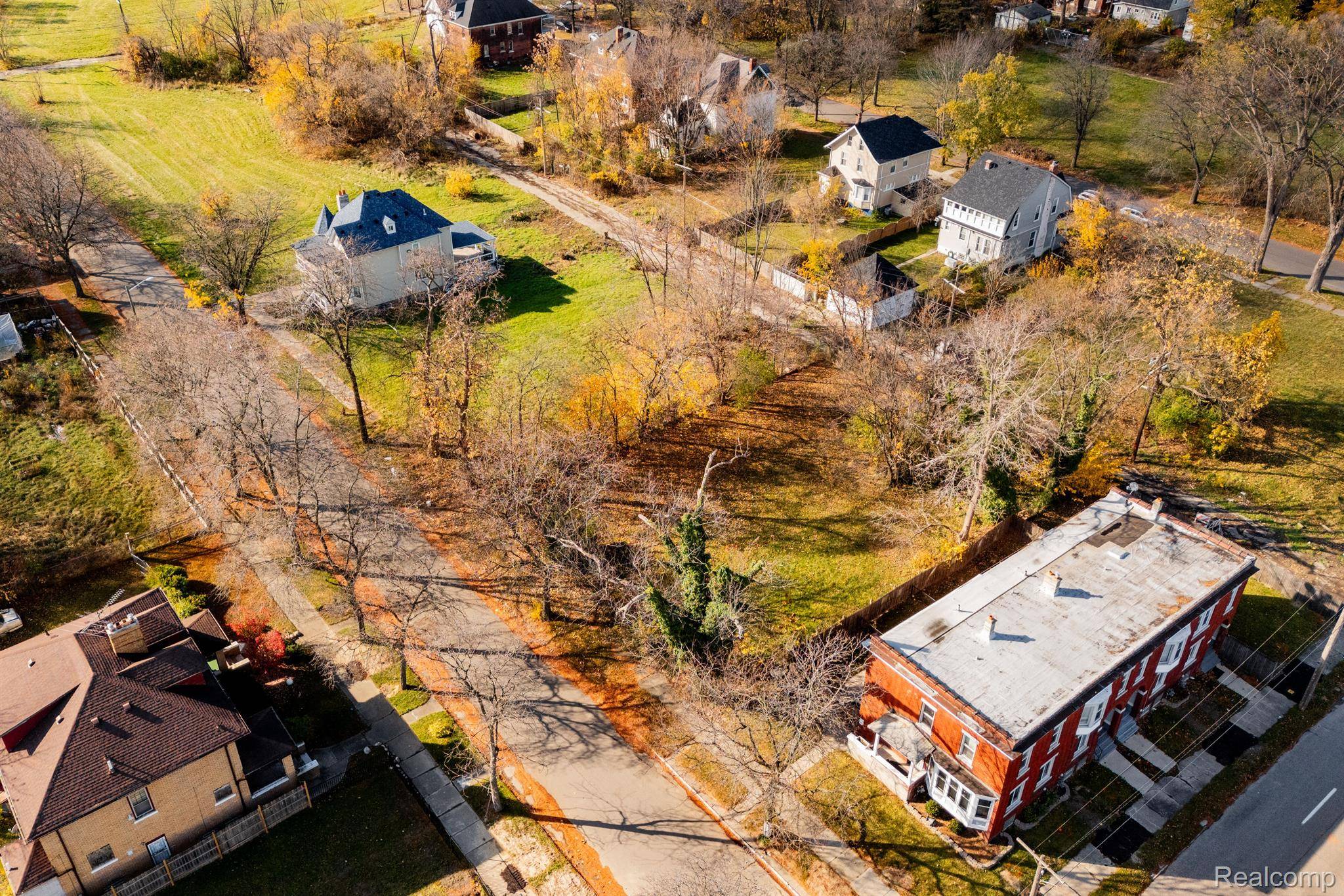 Detroit, MI 48202,127 ROSEDALE