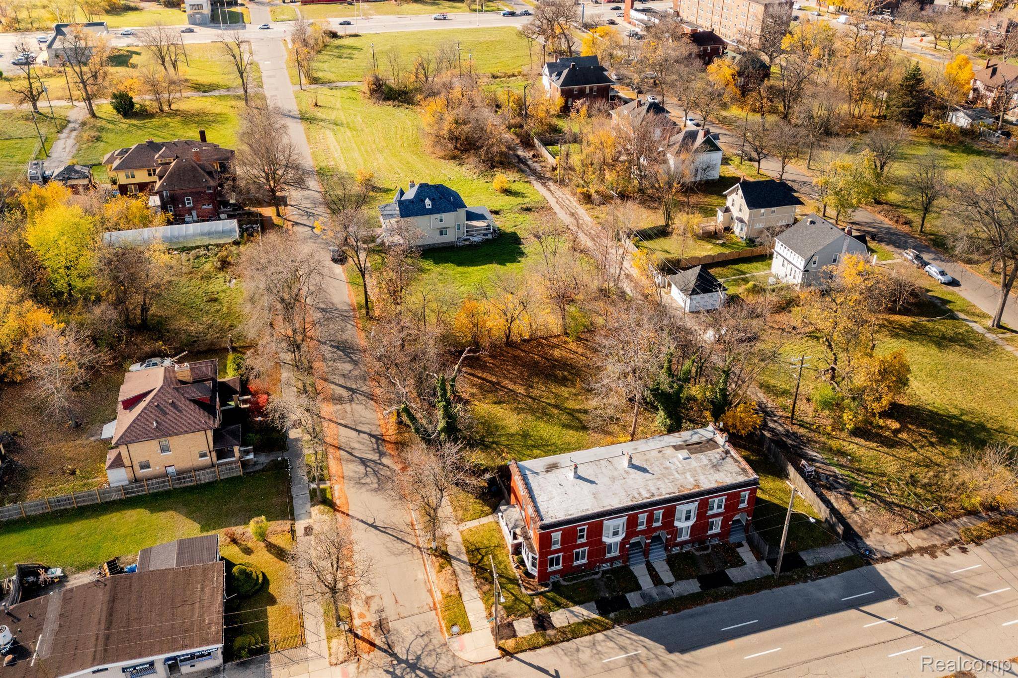 Detroit, MI 48202,127 ROSEDALE