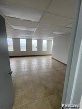 14500 W 8 Mile RD, Oak Park, MI 48237