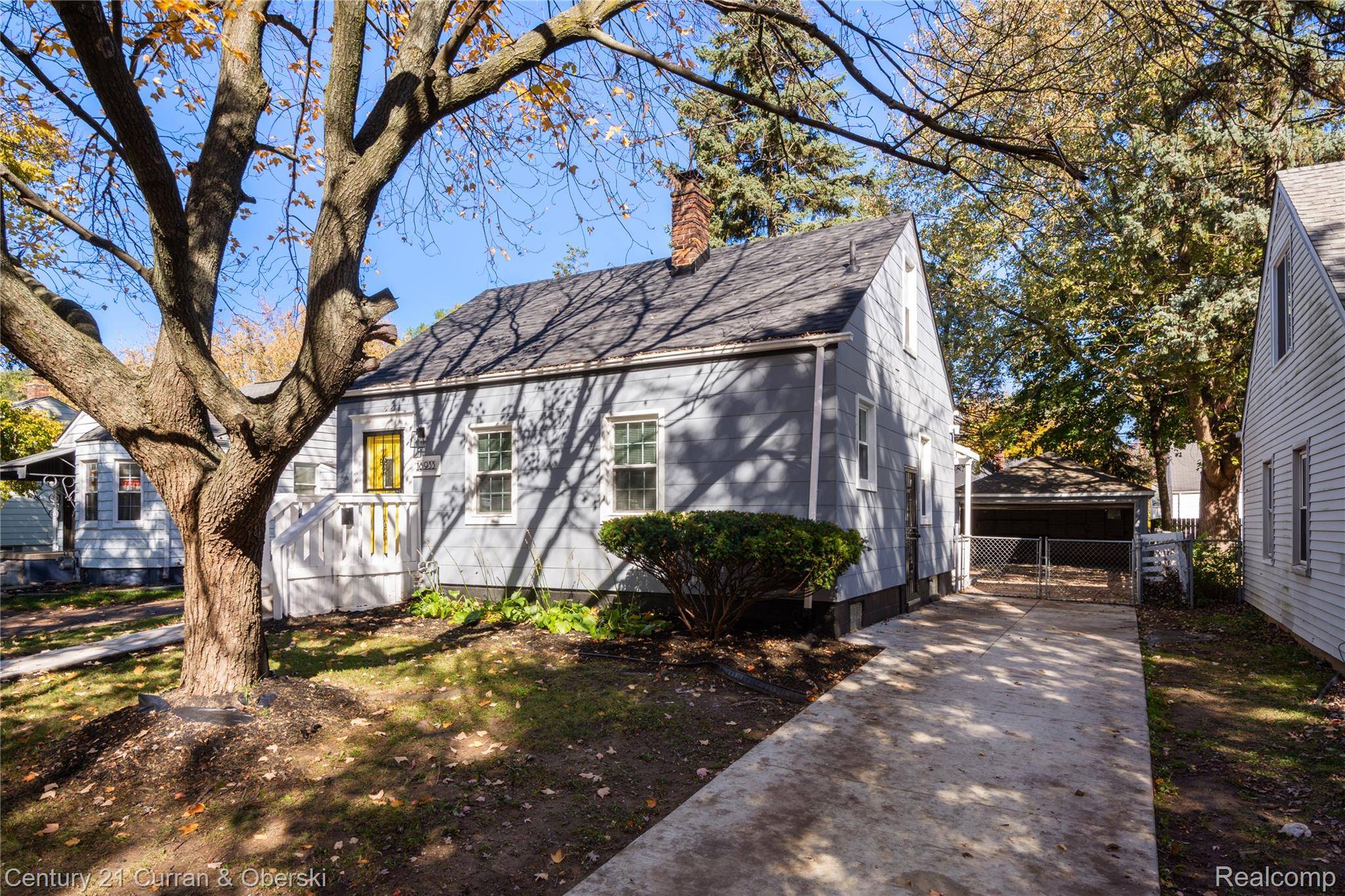 Harper Woods, MI 48225,18933 Kenosha ST