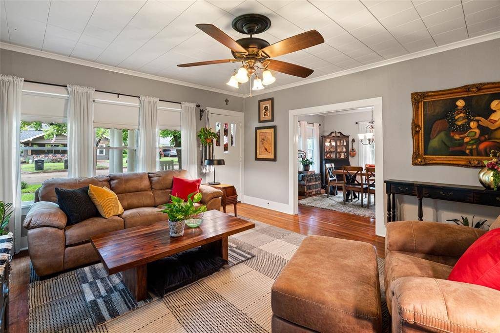 Cleburne, TX 76033,611 Forrest Avenue