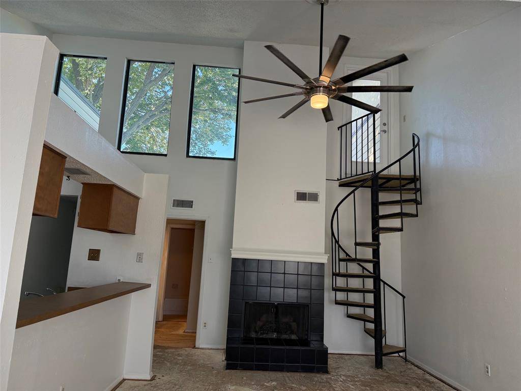 Dallas, TX 75231,6723 Eastridge Drive #109