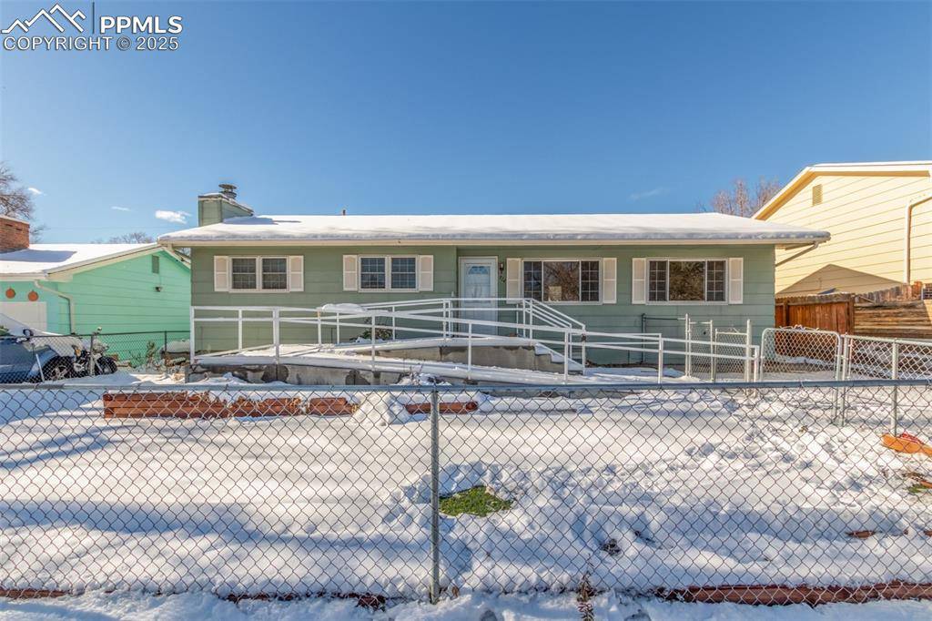 Colorado Springs, CO 80909,914 Arrawanna ST