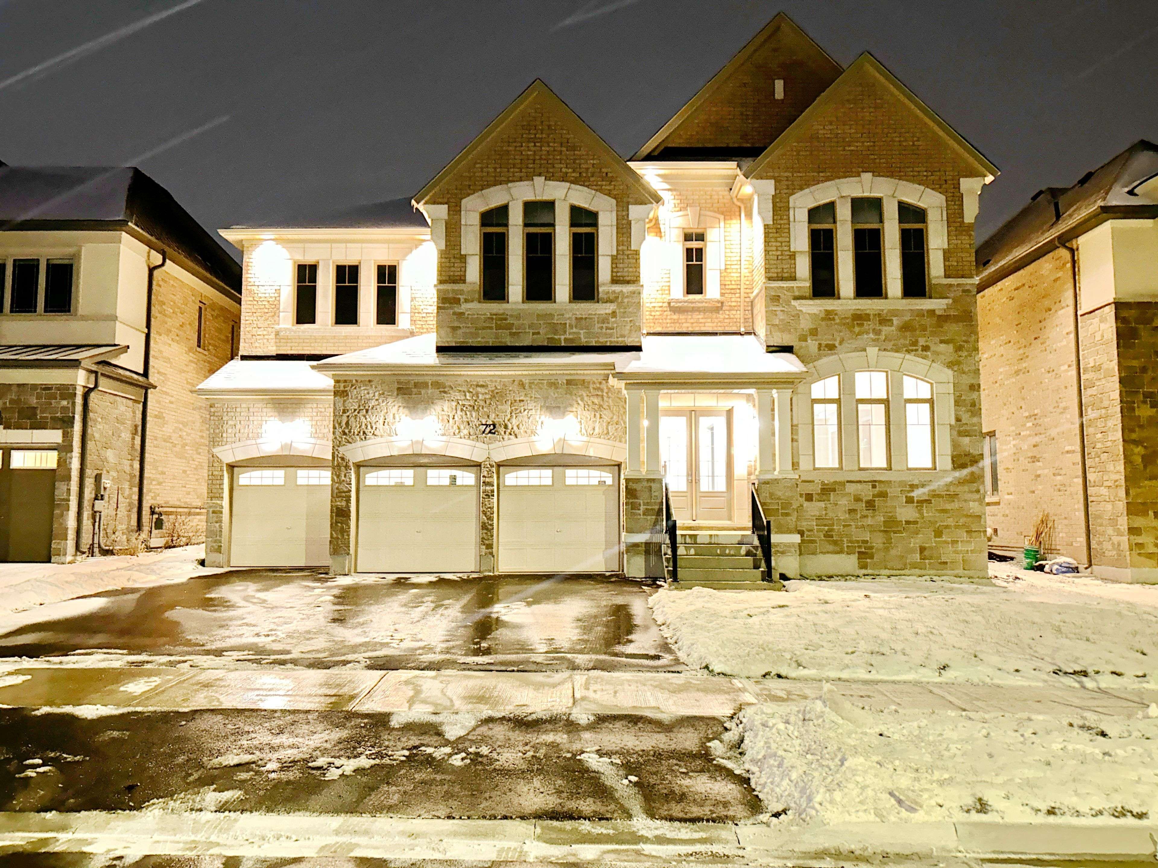 East Gwillimbury, ON L9N 0W4,72 Silk Twist DR