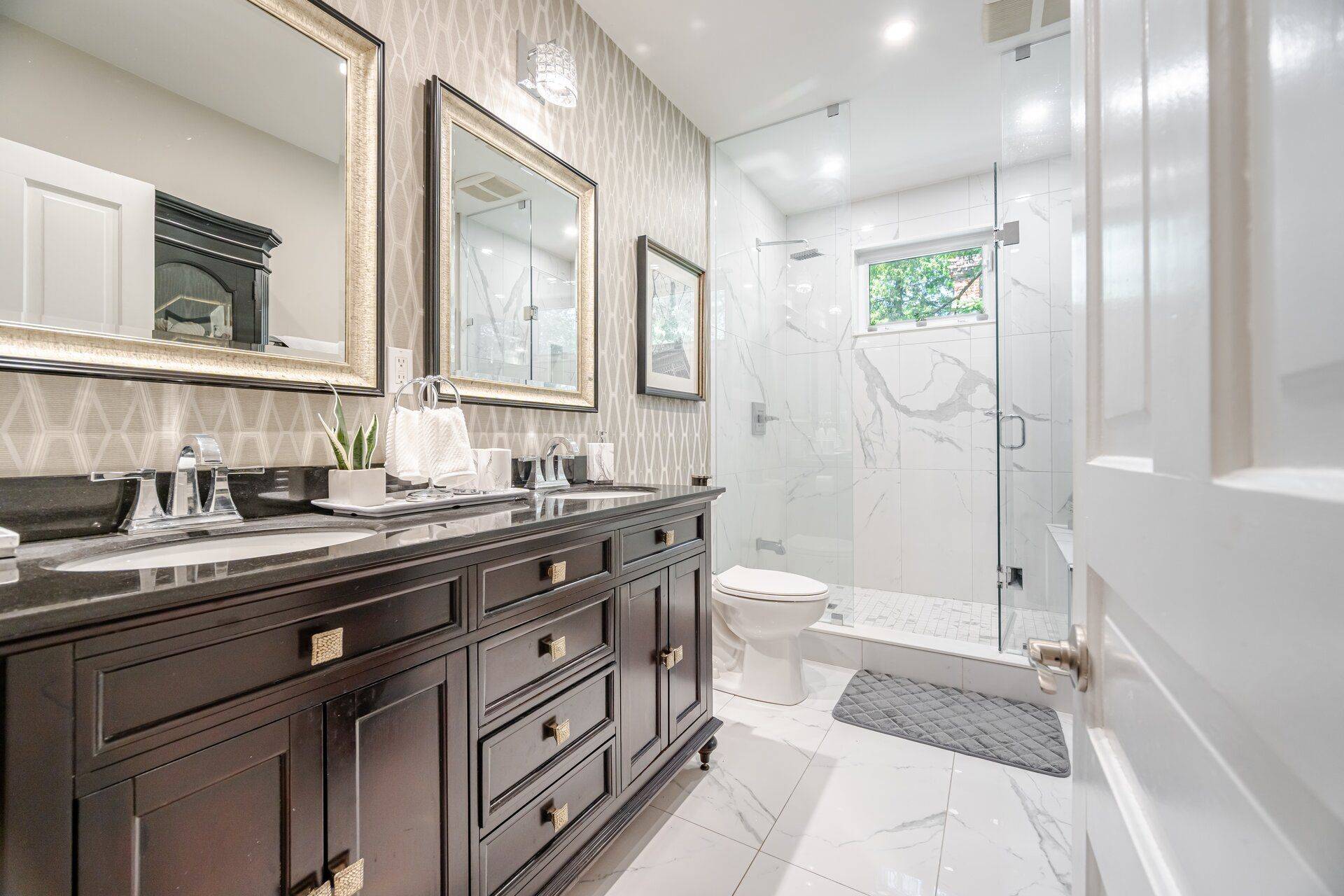 King, ON L0G 1T0,390 Main ST