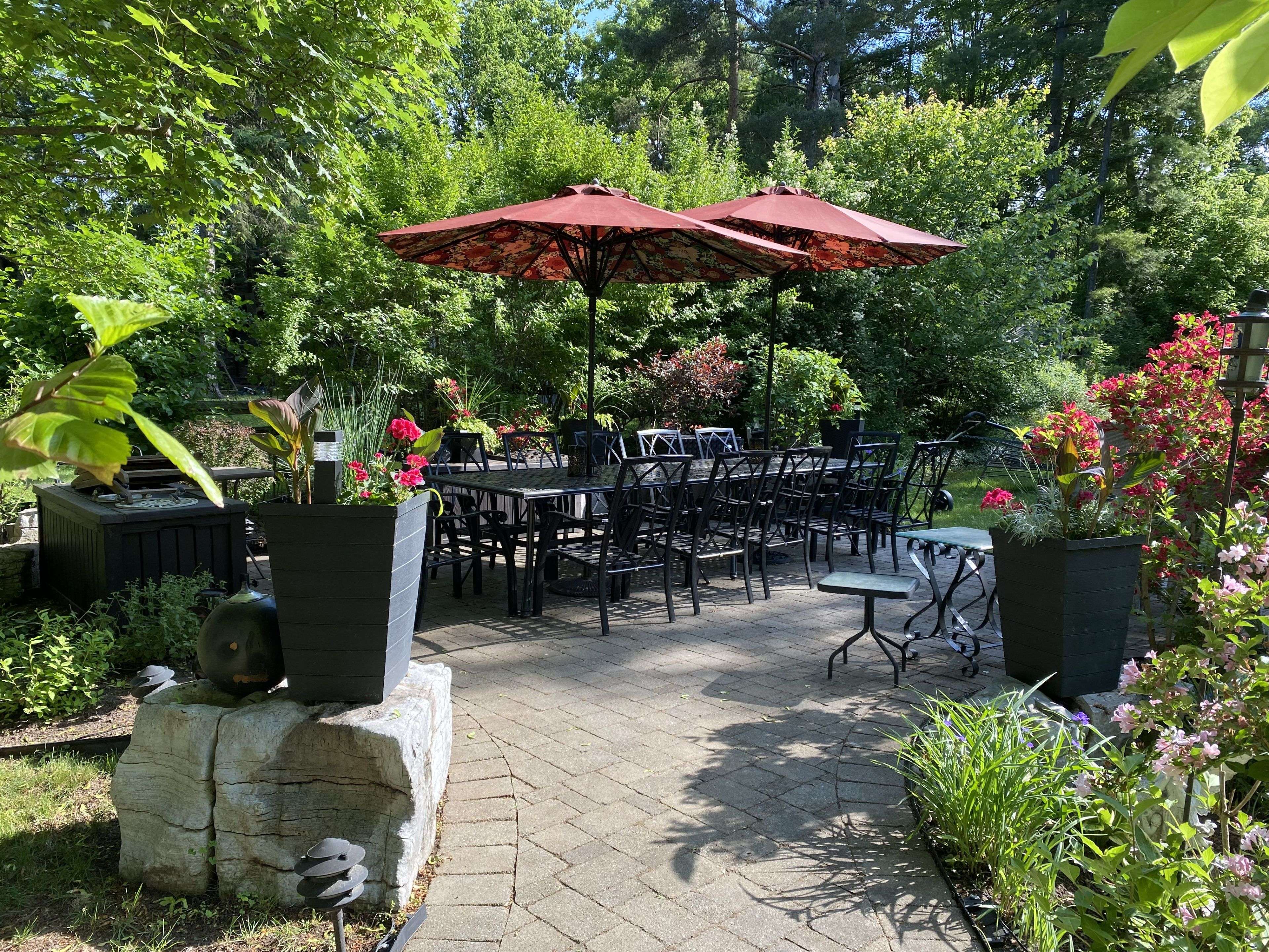 King, ON L0G 1T0,390 Main ST