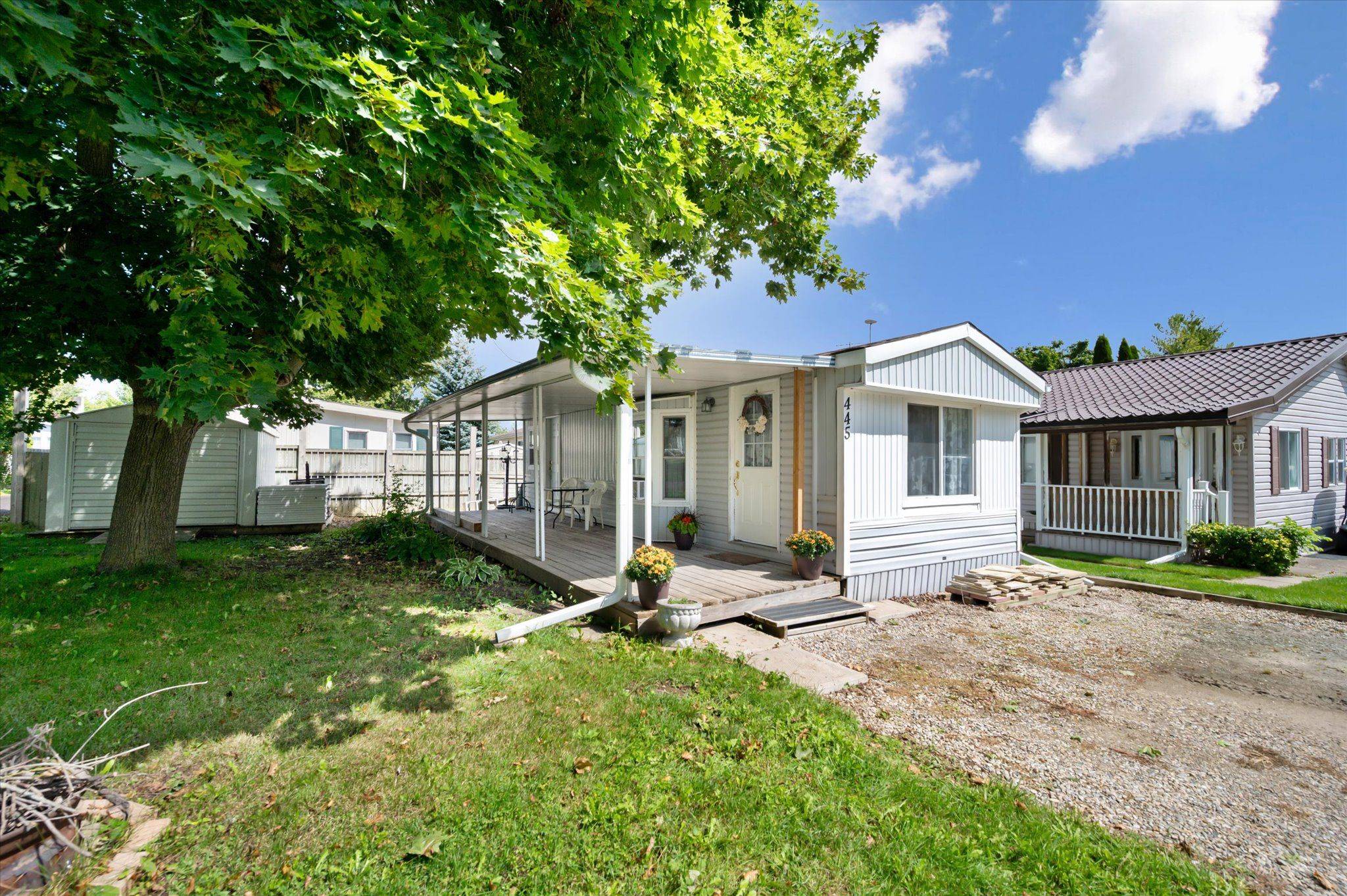 Centre Wellington, ON N1M 2W5,445 Pine PASS