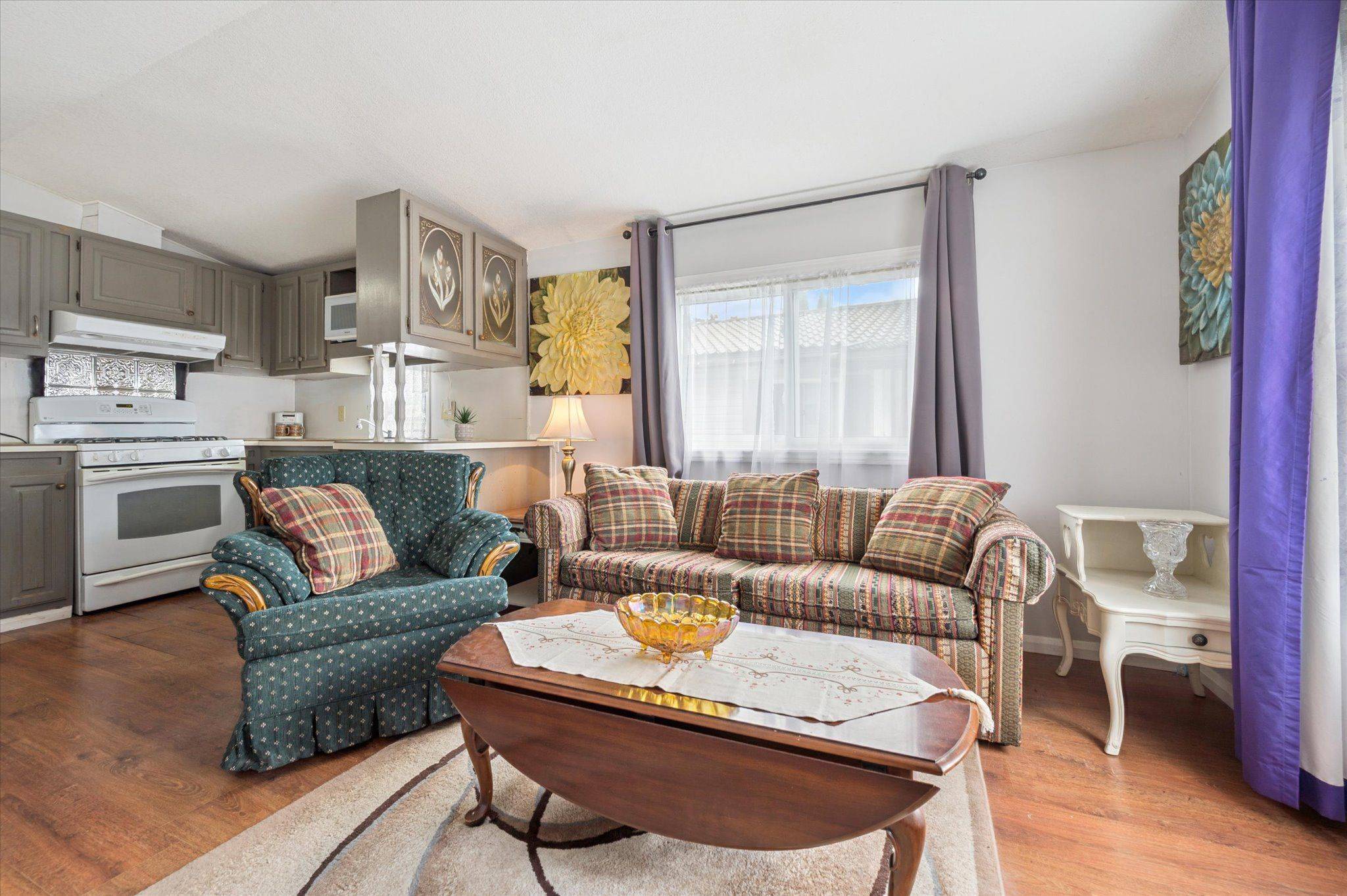 Centre Wellington, ON N1M 2W5,445 Pine PASS