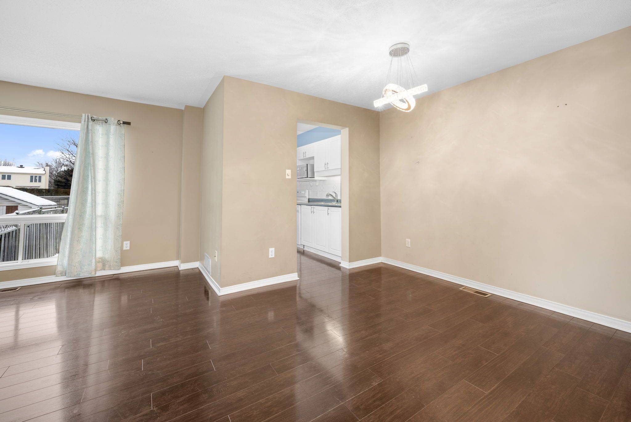 Orleans - Convent Glen And Area, ON K1C 4W3,1679 Greywood DR