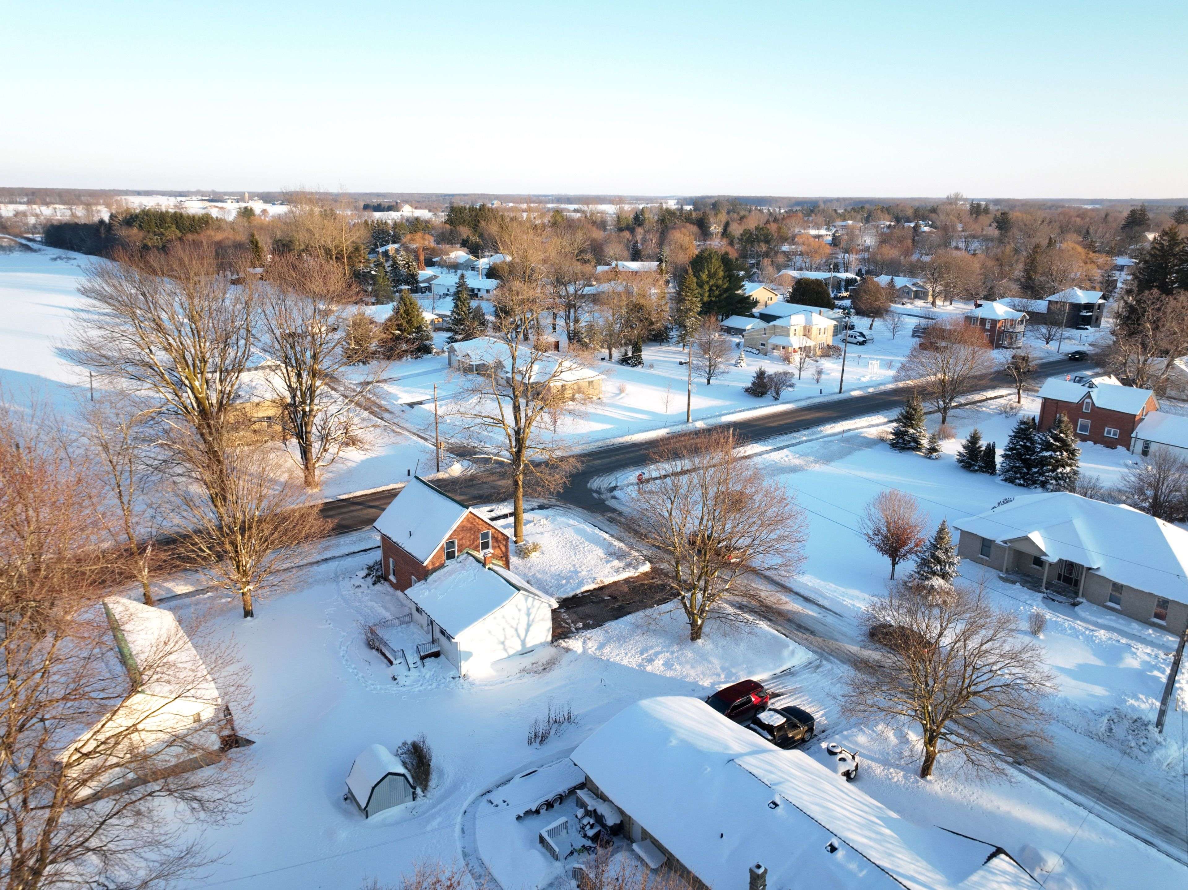 Howick, ON N0G 1V0,3049 Queen ST