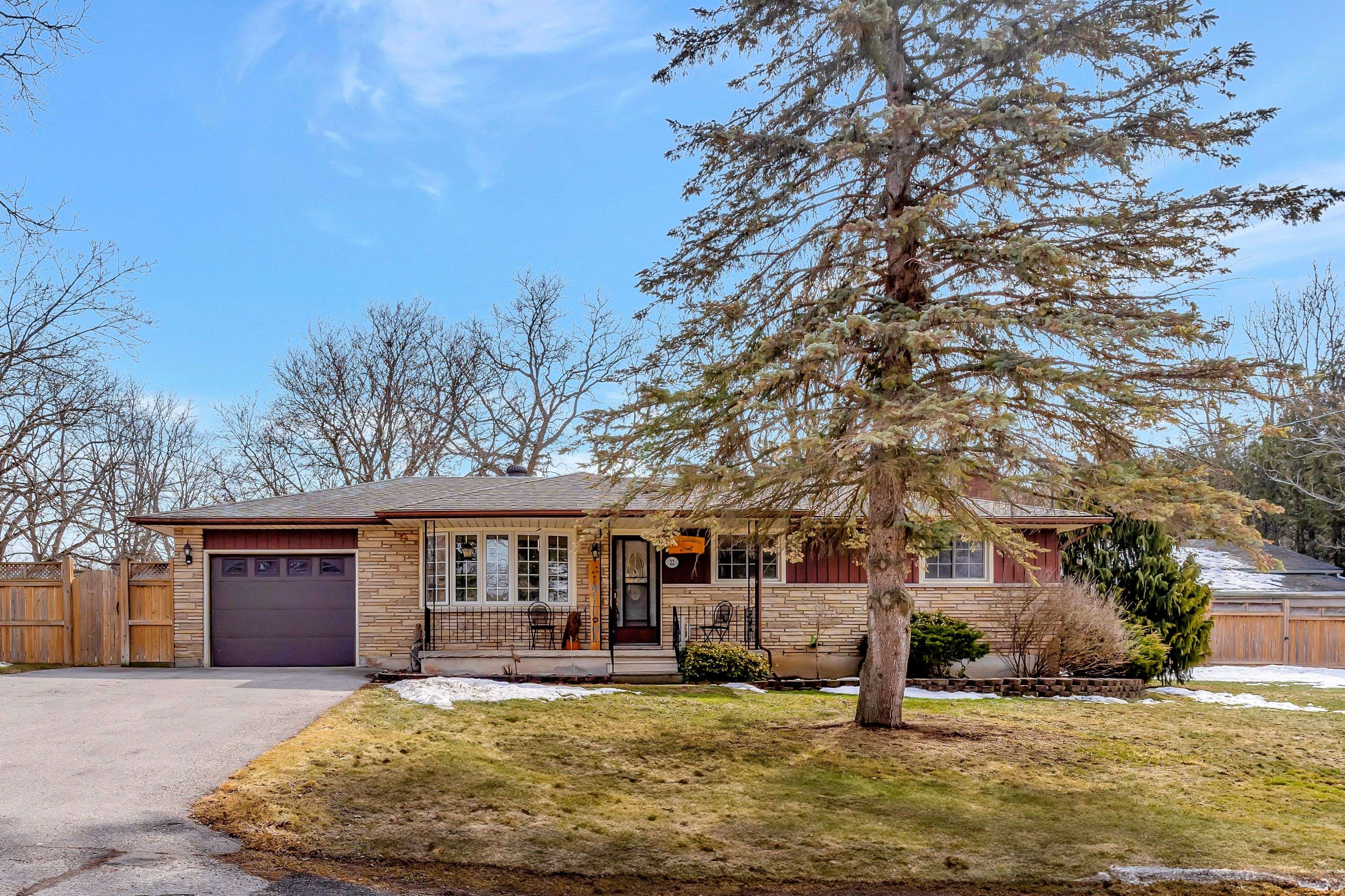 North Dumfries, ON N0B 1L0,22 Victoria ST