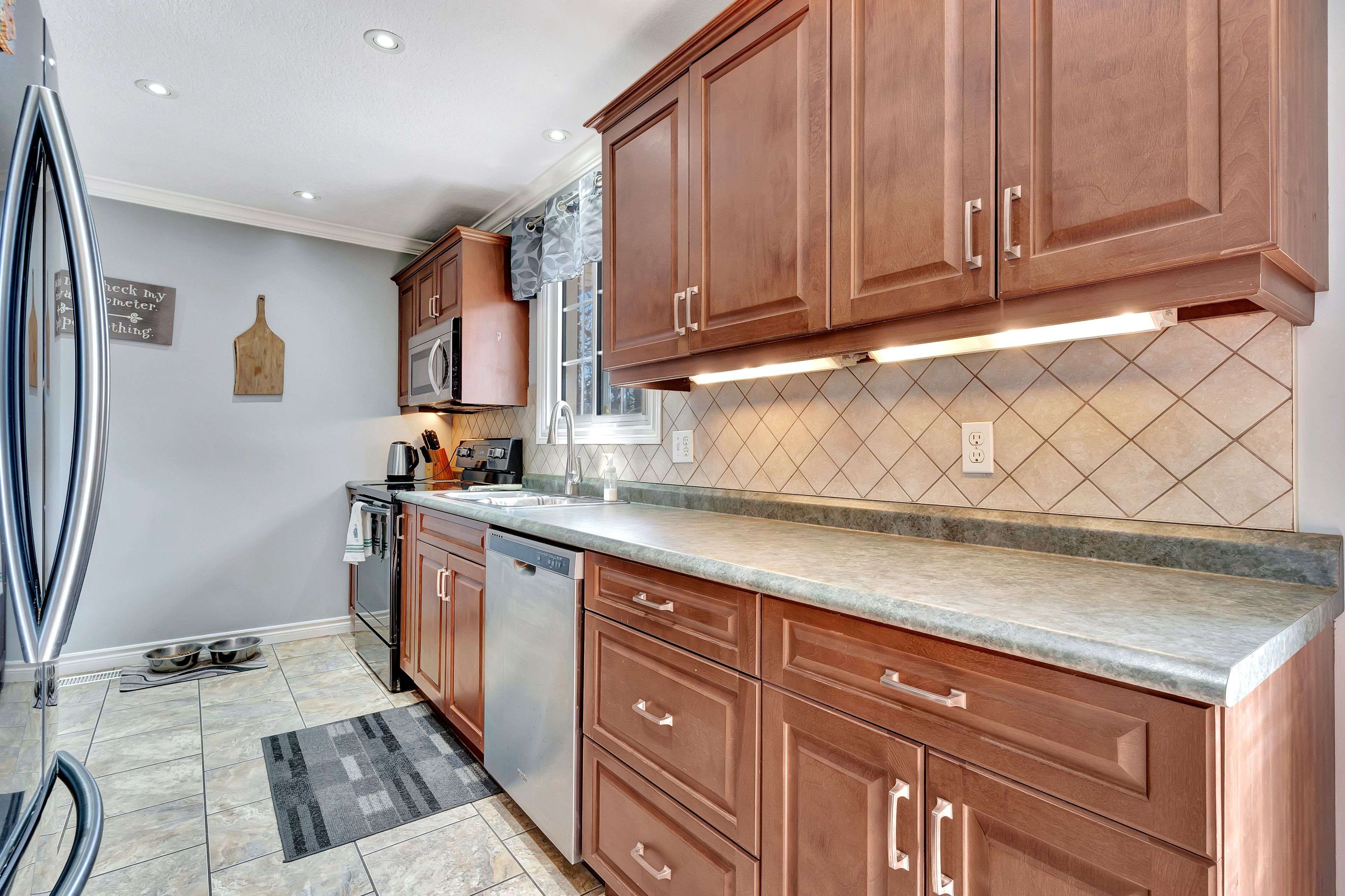 North Dumfries, ON N0B 1L0,22 Victoria ST