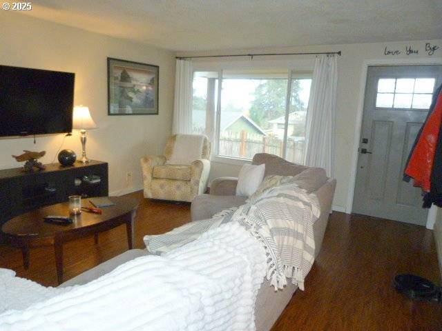 Turner, OR 97392,5460 VAL VIEW DR