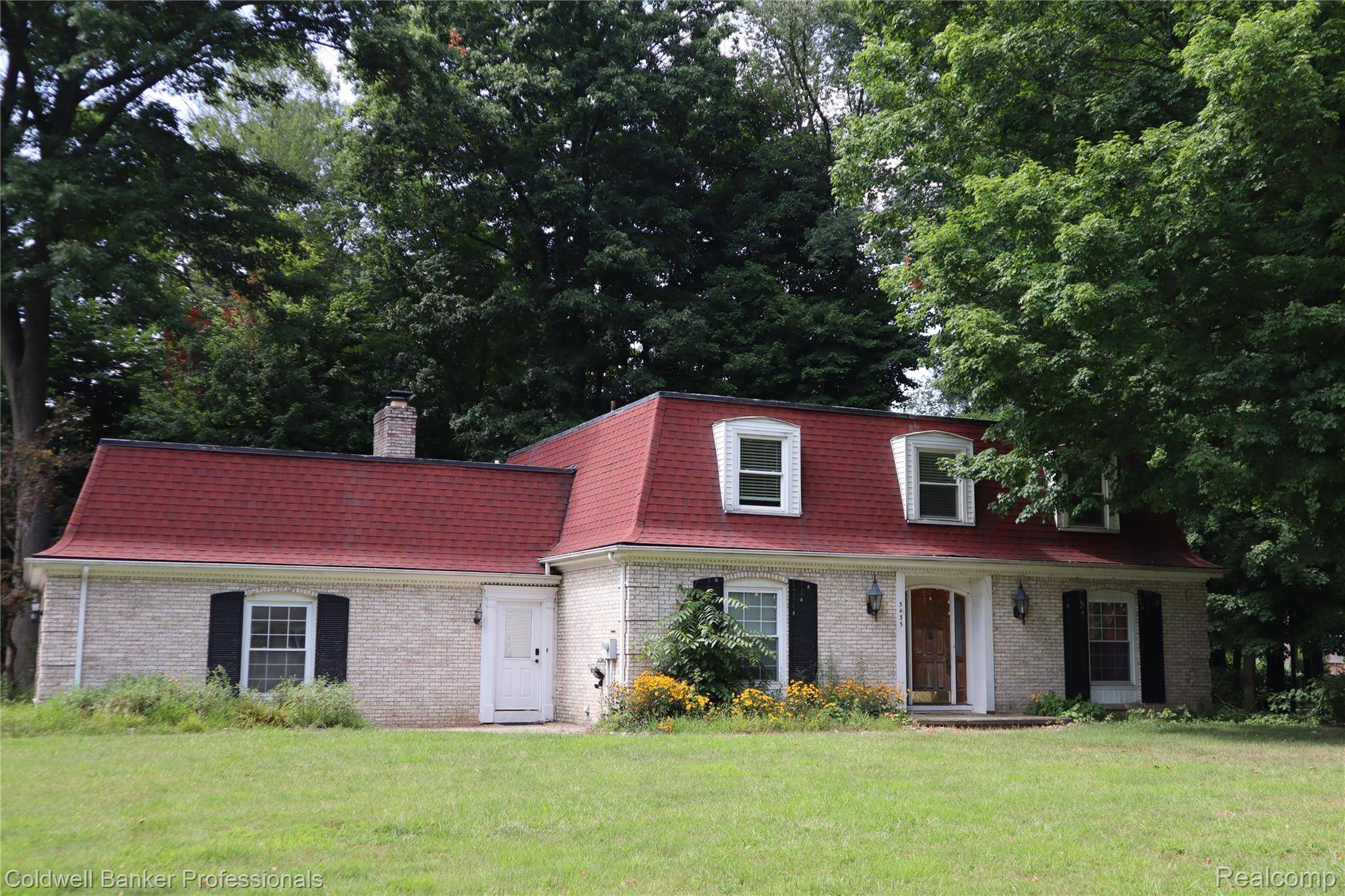 Burton, MI 48509,5435 S Sycamore DR