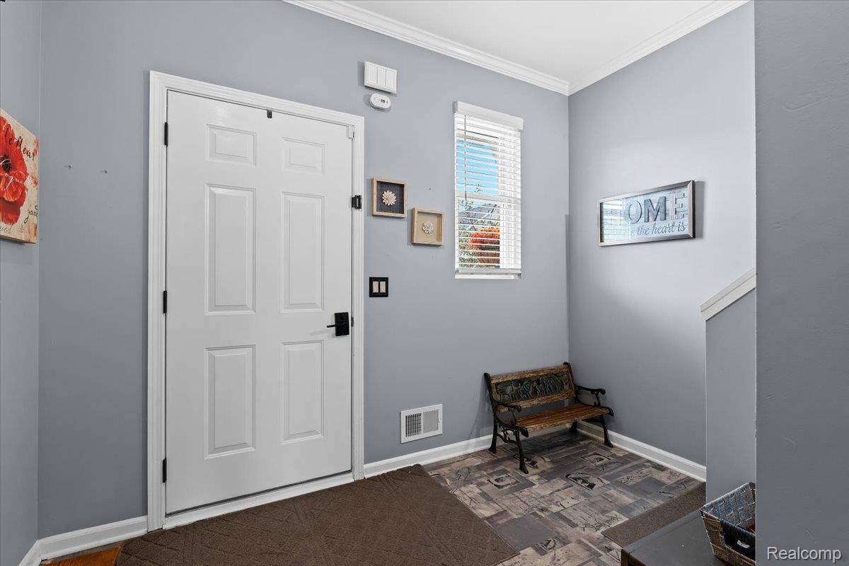 Chesterfield, MI 48051,50462 Theodore LN