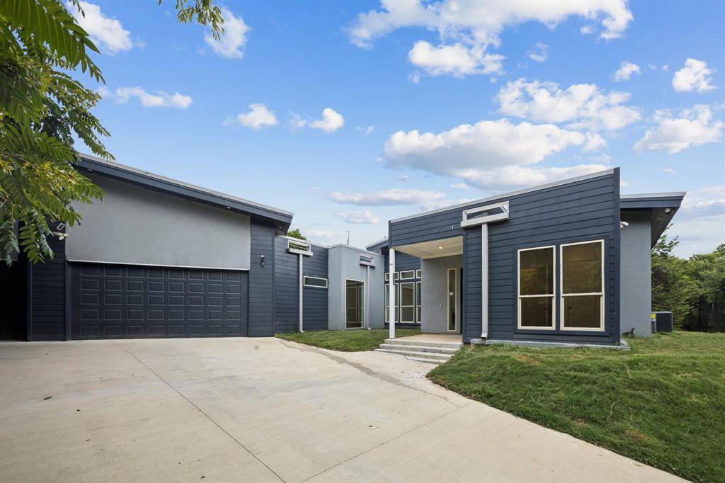 Dallas, TX 75227,6939 Lacywood Lane