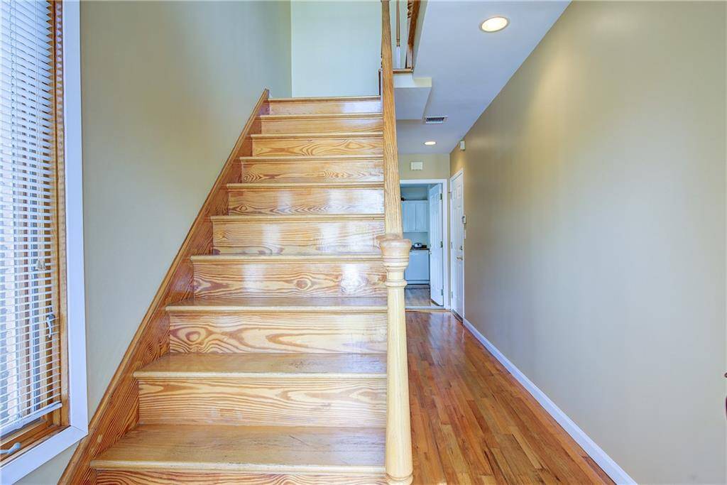 Whitestone, NY 11357,160-32 11th AVE