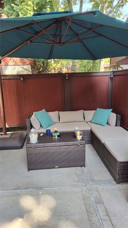 Staten Island, NY 10314,22 Pierpont PL