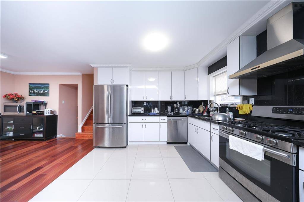 Brooklyn, NY 11214,8756 26th AVE