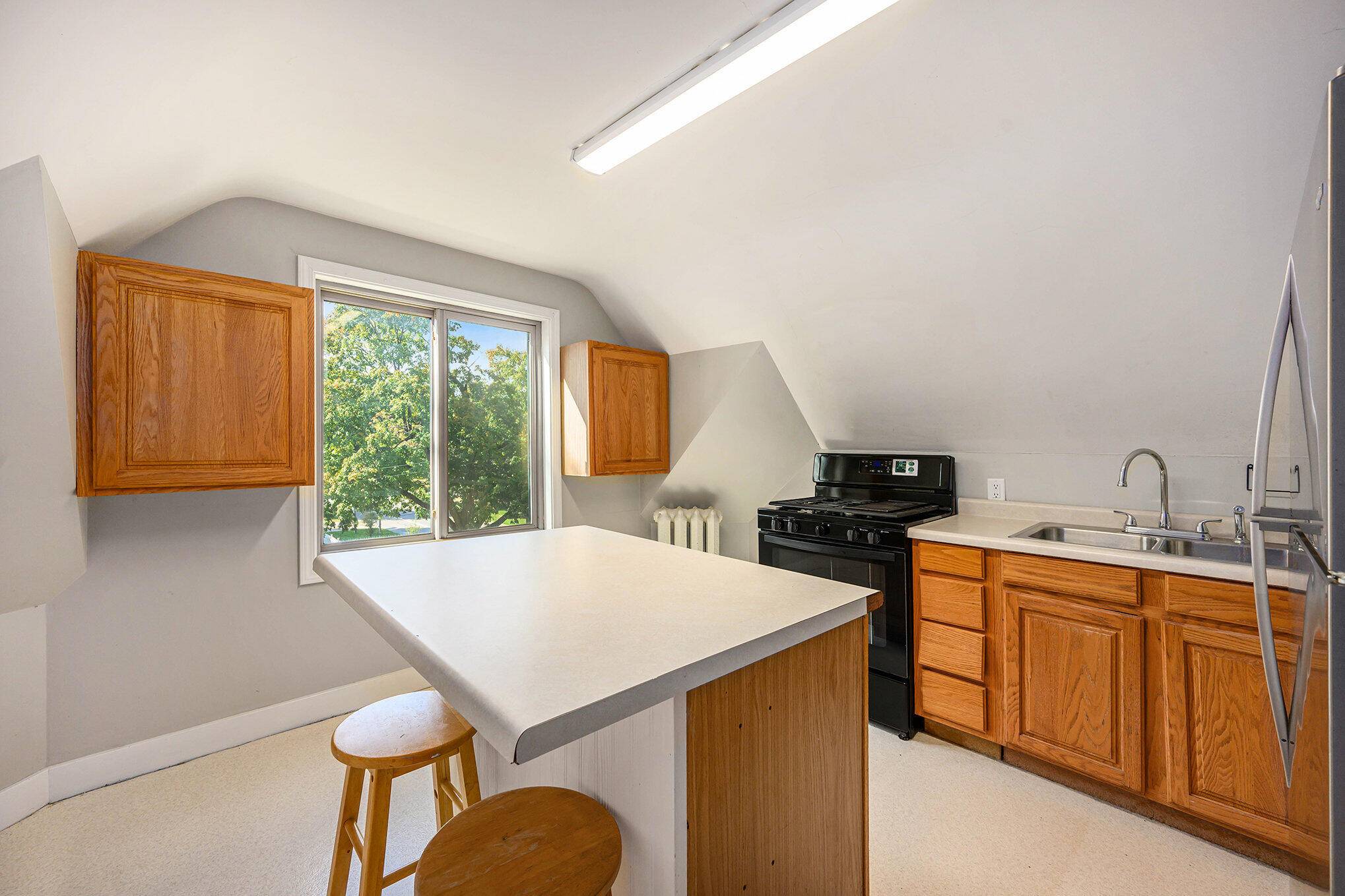 Kalamazoo, MI 49007,324 Stuart AVE