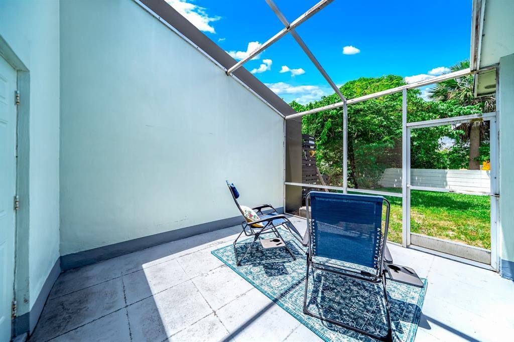 Pompano Beach, FL 33063,420 Lakewood Cir #B