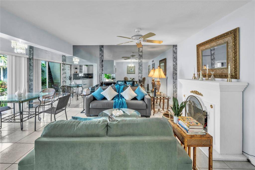 Hollywood, FL 33019,2400 S Ocean Dr #108