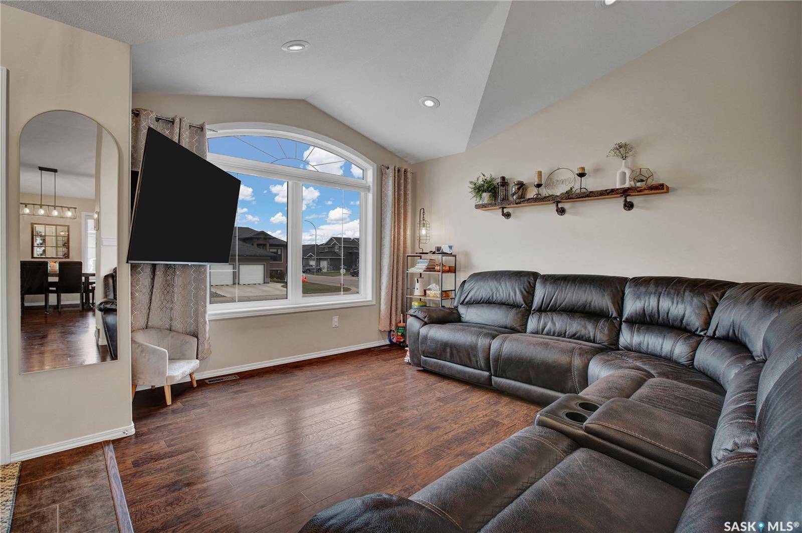 Warman, SK S0K 4S1,439 Snead CRESCENT