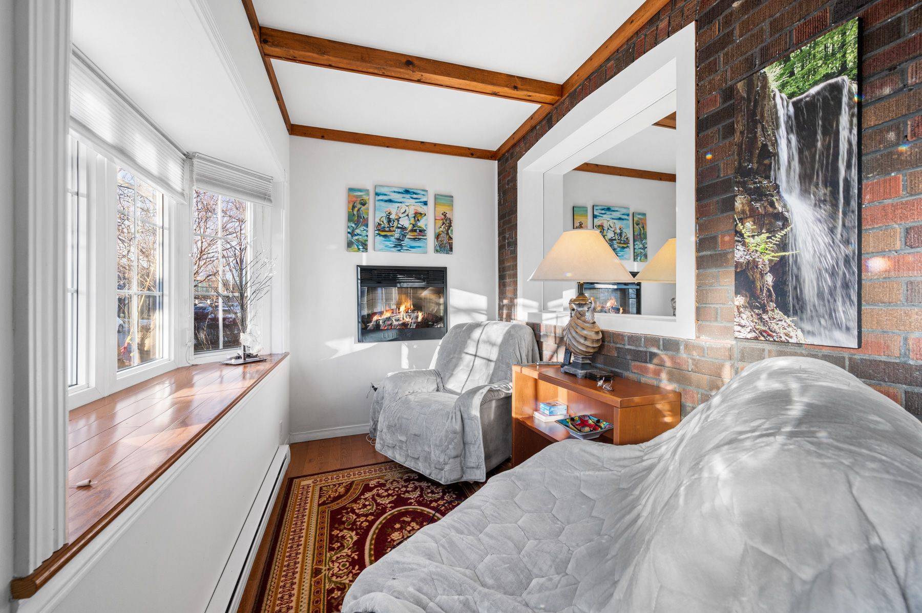 Toronto W06, ON M8V 2Y6,125 Fourth ST