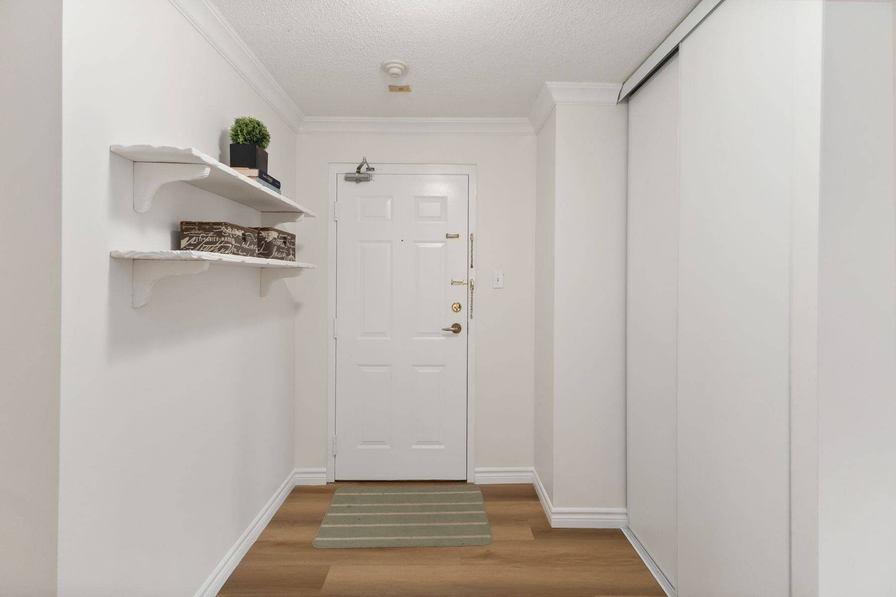 London South, ON N6J 4X6,76 Base Line RD W #108