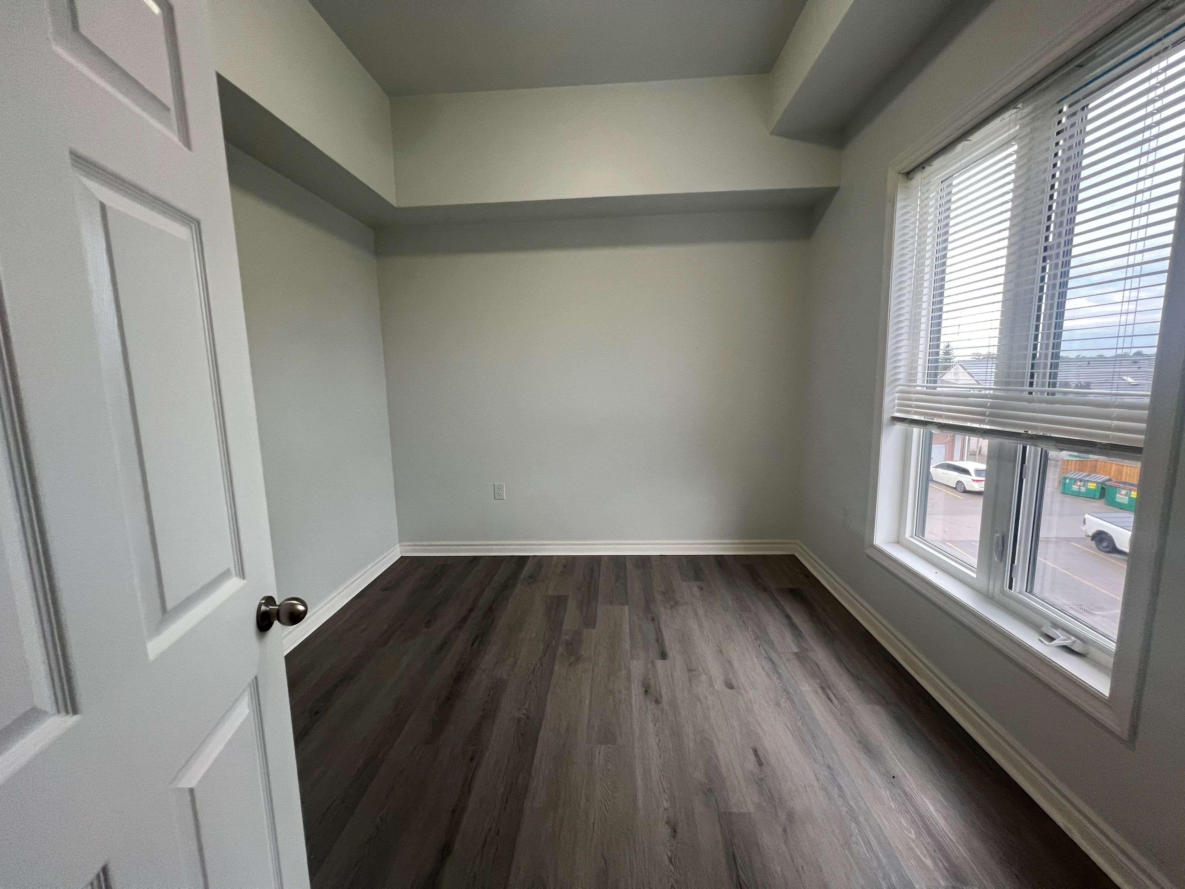 Centre Wellington, ON N0B 1S0,71 Victoria ST #304