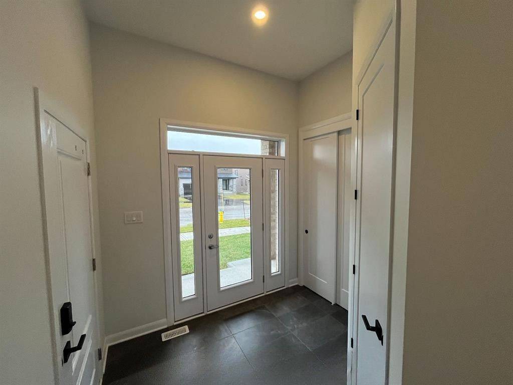 Kanata, ON K2K 1X7,137 Invention BLVD