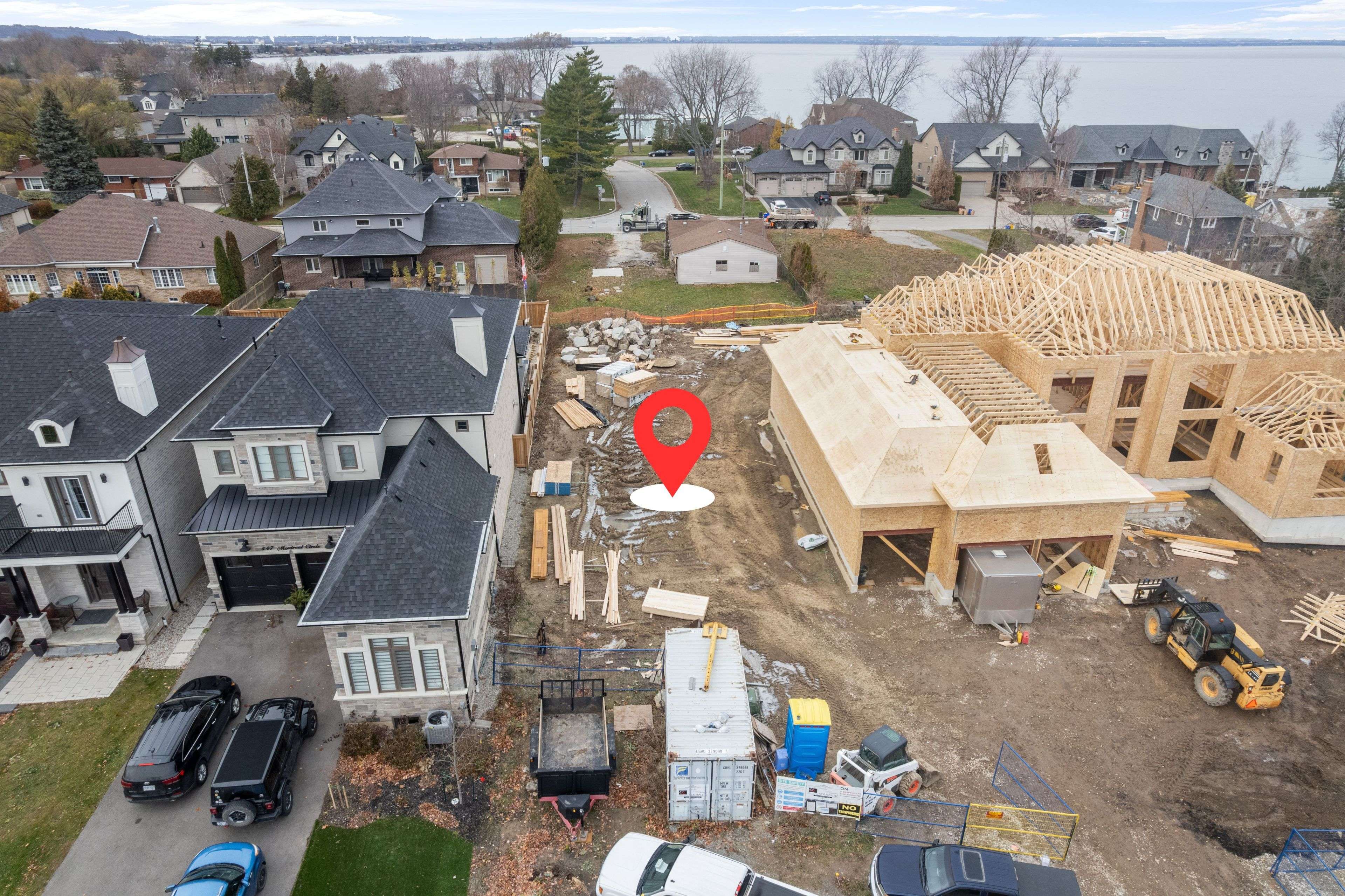 Hamilton, ON L8E 0E2,451 MONTREAL CIR