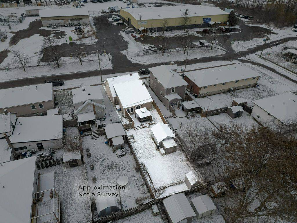 Quinte West, ON K8V 4T7,31 Pelham ST