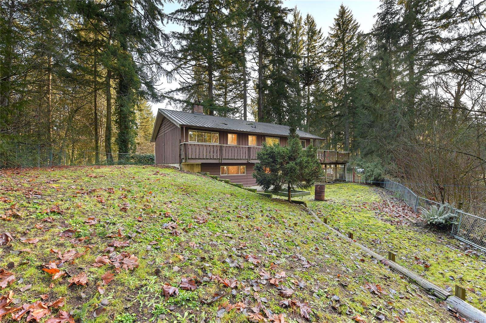 Duncan, BC V9L 6S5,3795 GLENORA Rd