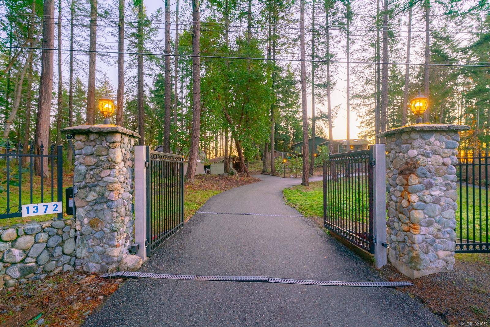 Nanaimo, BC V9X 1P7,1372 Ivor Rd