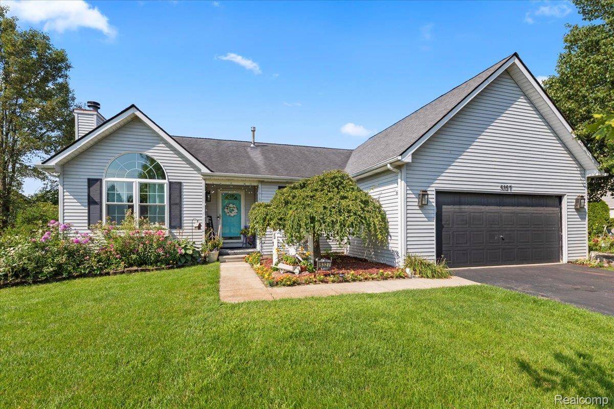 Brighton, MI 48116,9327 Huron Park DR