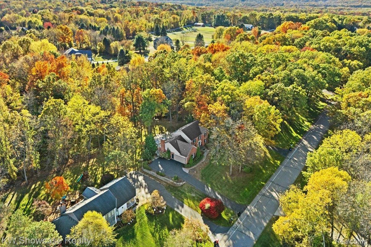 Addison, MI 48381,351 Heritage DR