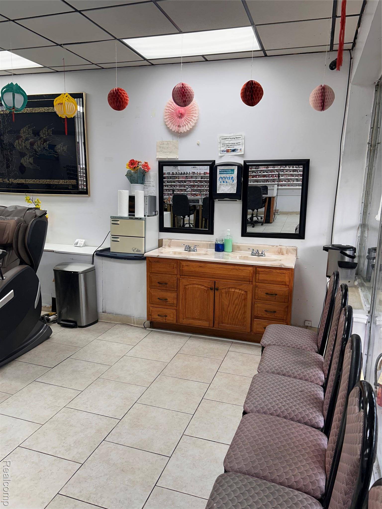 Detroit, MI 48219,18240 W 7 Mile RD