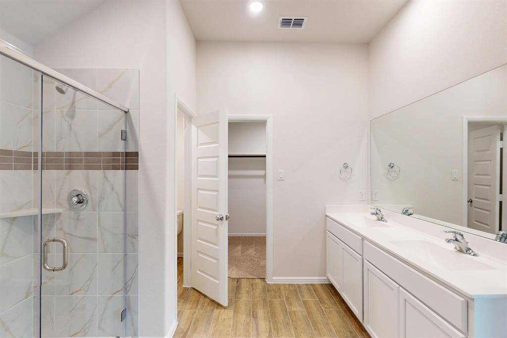 Denton, TX 76208,3317 Coronation Court